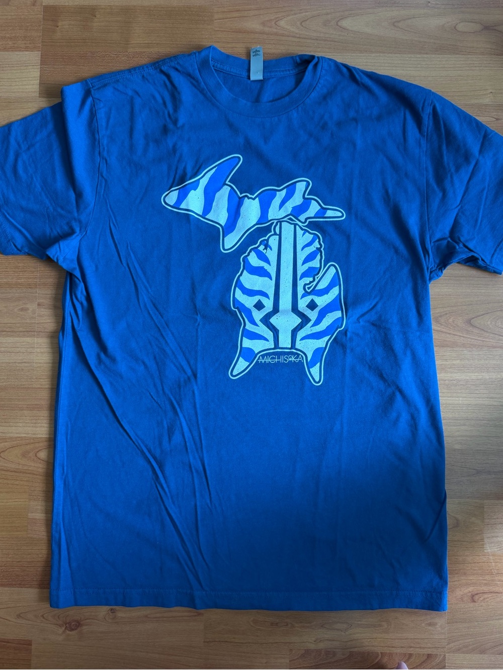 Michigan Ahsoka Star Wars T-Shirt - Size Large